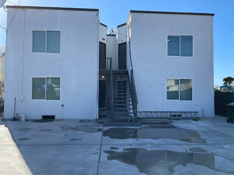 Each apartment has private entrance in back of building - 4606 S Normandie Ave