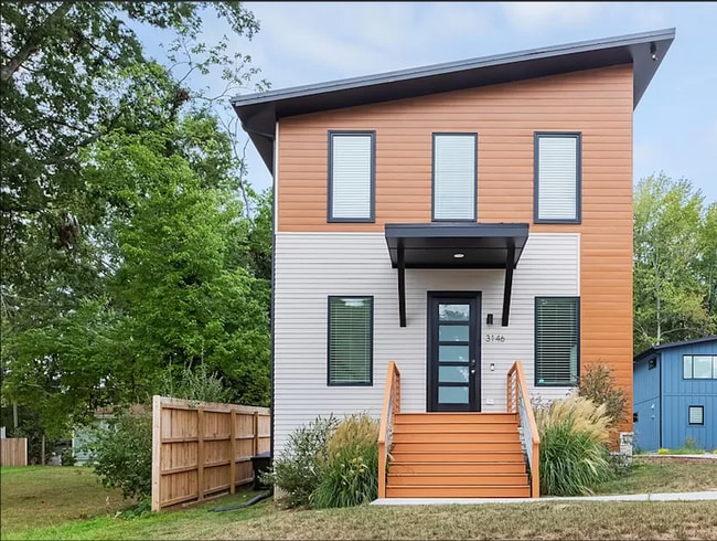 Building Photo - 3146 Rowena Ave