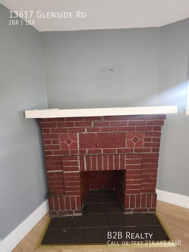 Building Photo - 13617 Glenside Rd