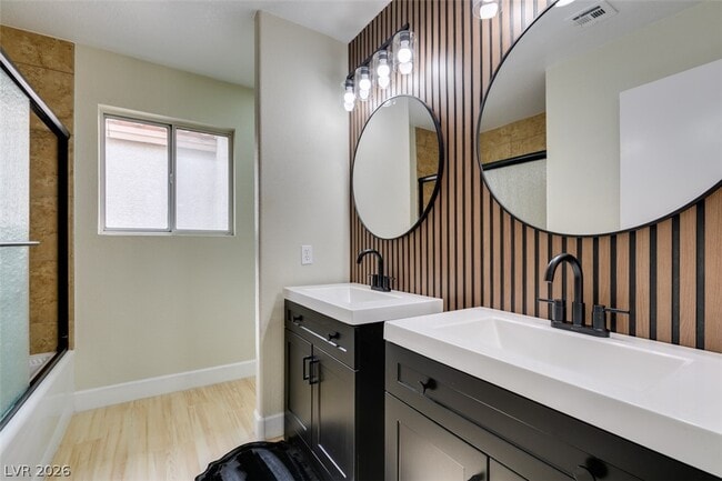 Building Photo - 821 Long Branch Dr