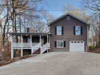 Building Photo - 1621 Highland Ct