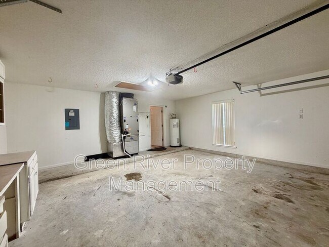 Building Photo - 1523 Quail Wood Ct