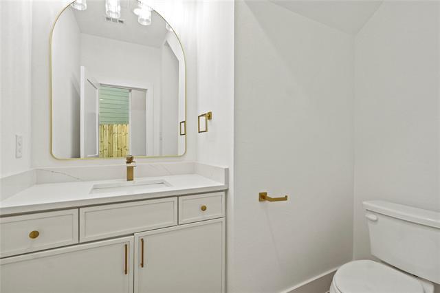 Building Photo - 2521 Bethurum Ave