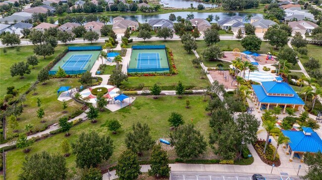 Building Photo - 4720 Claremont Park Dr