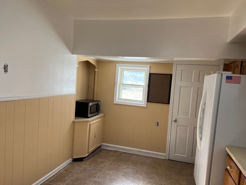 Building Photo - 2939 Frink St