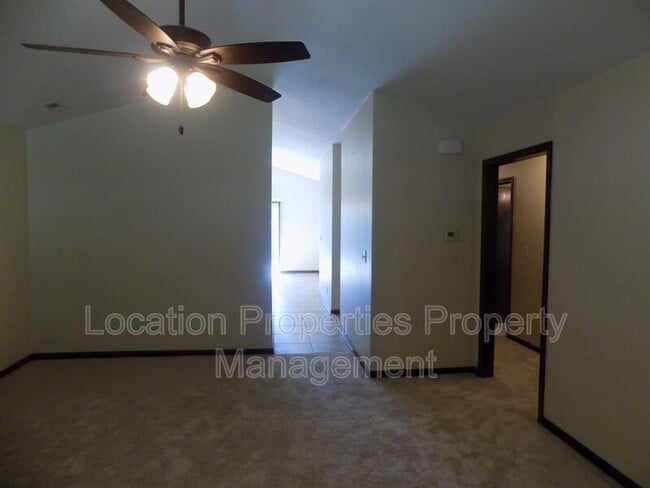 Building Photo - 433 Arkansas St