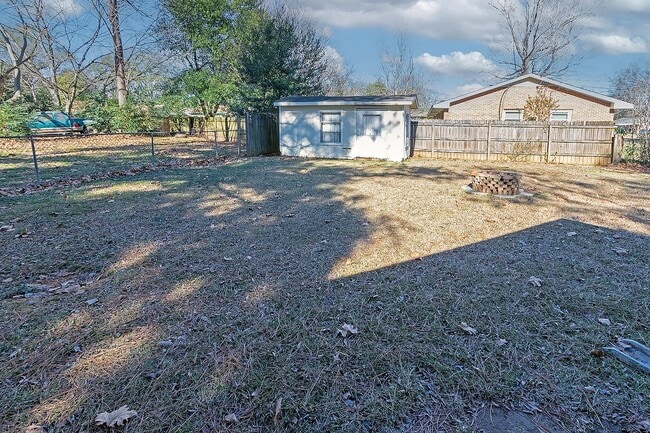 Building Photo - Home for rent in Prattville