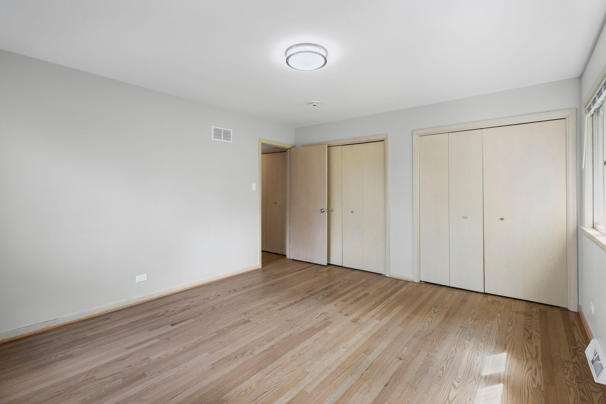 Building Photo - 2712 2nd Private Rd