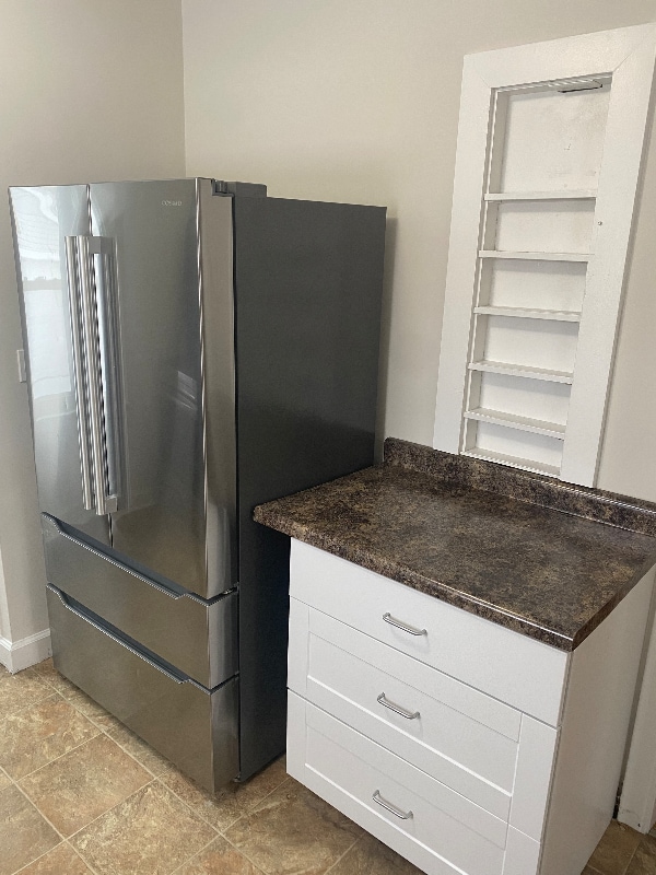 Building Photo - 529 E Broad St