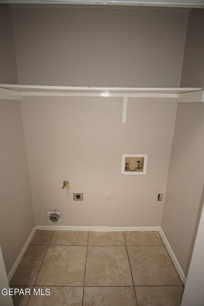 Building Photo - 1376 Trudy Elaine Dr