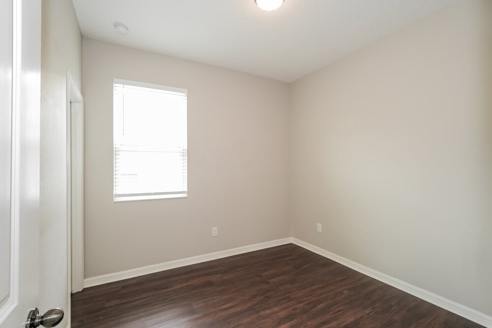 Building Photo - 7729 Sunshine Bridge Ave