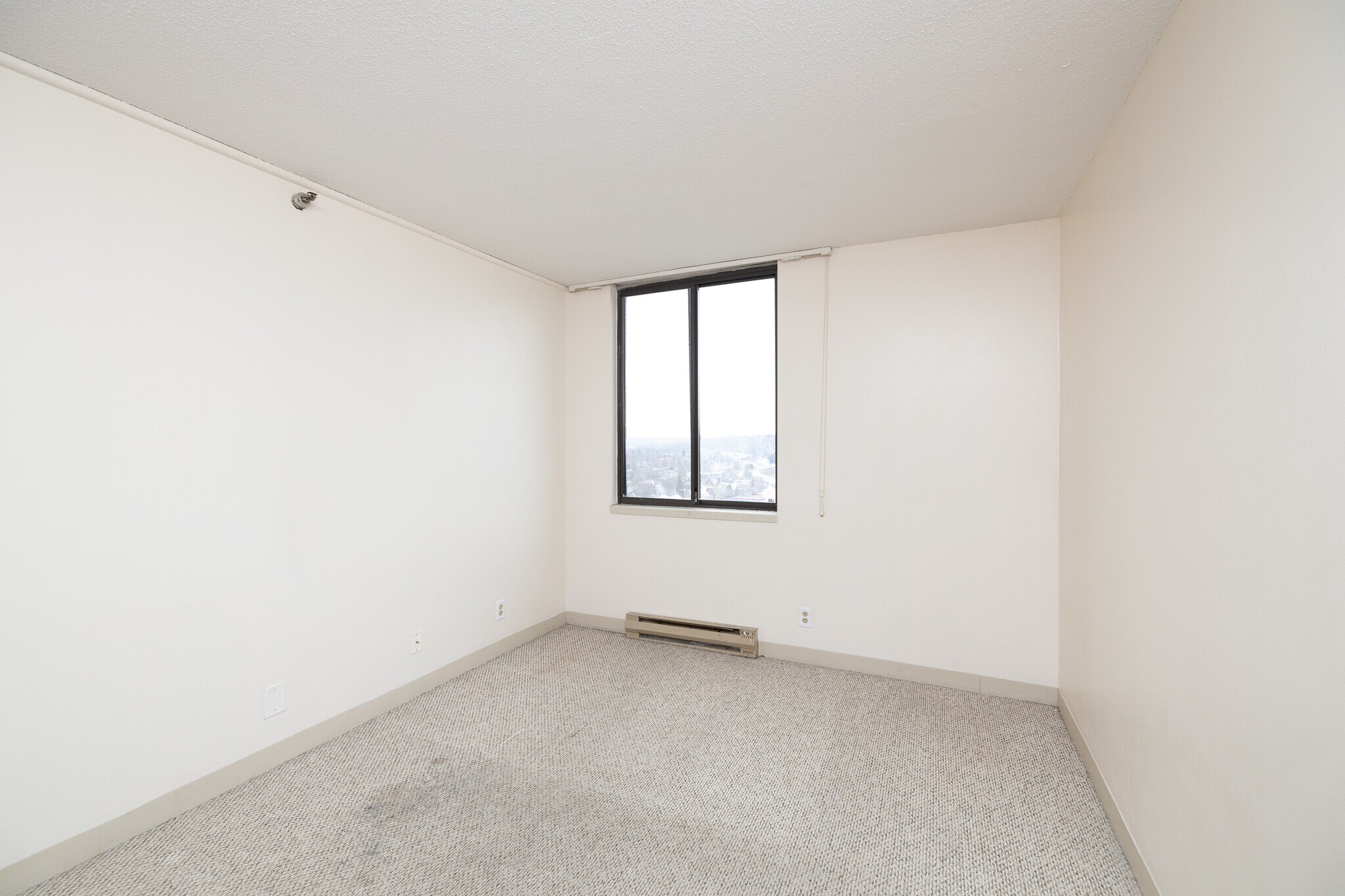 Building Photo - 291 7th St W