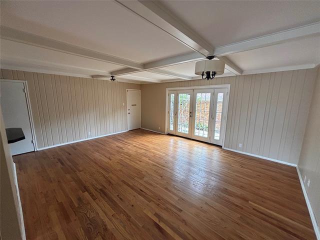 Building Photo - 6127 Bandera Ave