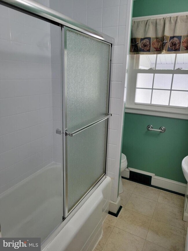 Building Photo - 994 Gravel Pike