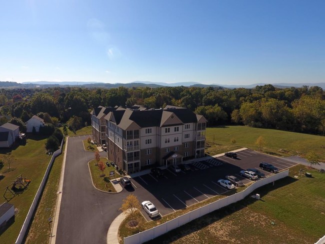 Primary Photo - Gables East Condominiums
