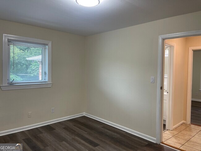 Building Photo - 1611 Harvard Ave