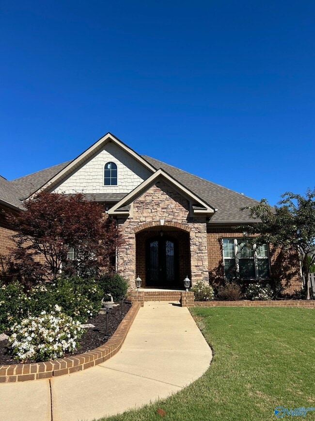 Building Photo - 152 Shalerock Dr
