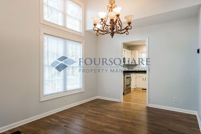 Building Photo - Spacious 3-Bed, 2.5-Bath Single Family Home with Modern Finishes & Back Deck
