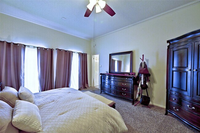 Building Photo - 7407 Creekfield Dr