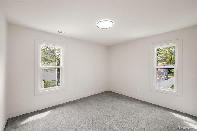 Building Photo - 308-310 East Harry Ave