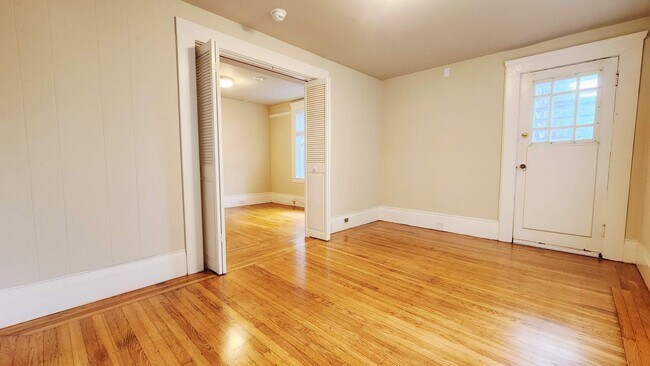 Building Photo - 184-186 Park Street