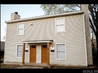 Building Photo - 715 S Valentine St