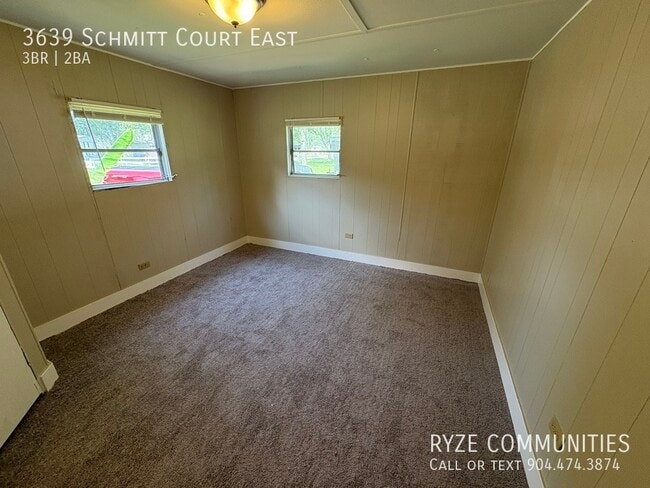 Building Photo - 3639 Schmitt Ct E