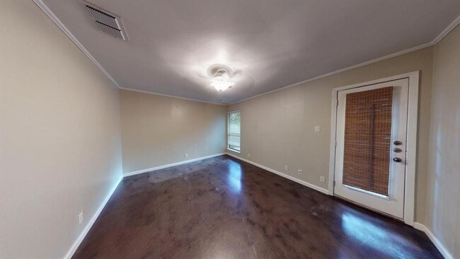 Building Photo - 8713 Clearbrook Trail