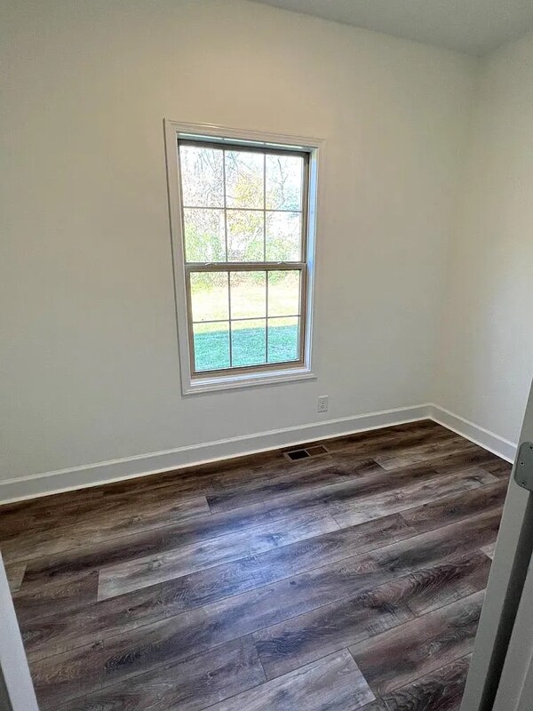 Building Photo - 122 Ted's Trail