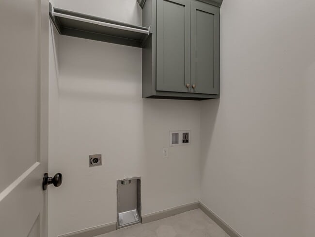 Building Photo - Brand New Home In Noble!