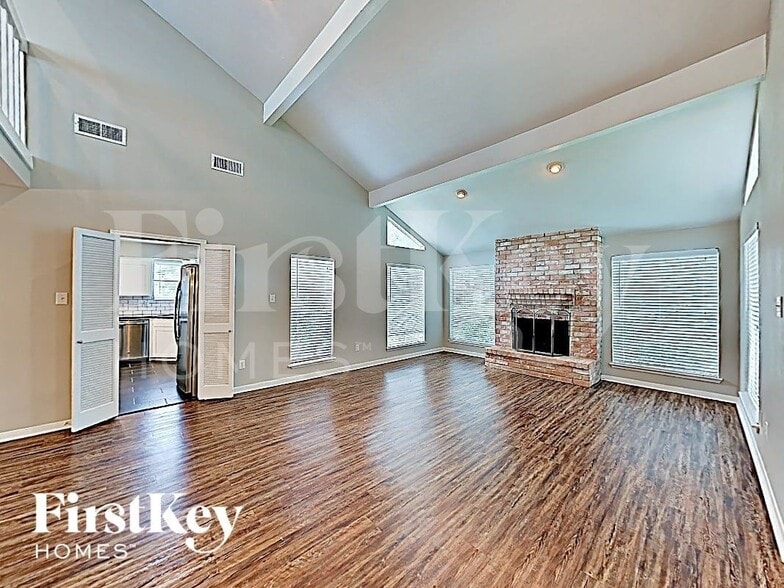 Building Photo - 7451 Tunbury Ln