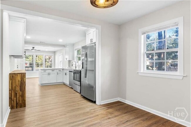 Building Photo - 2157 California Ave