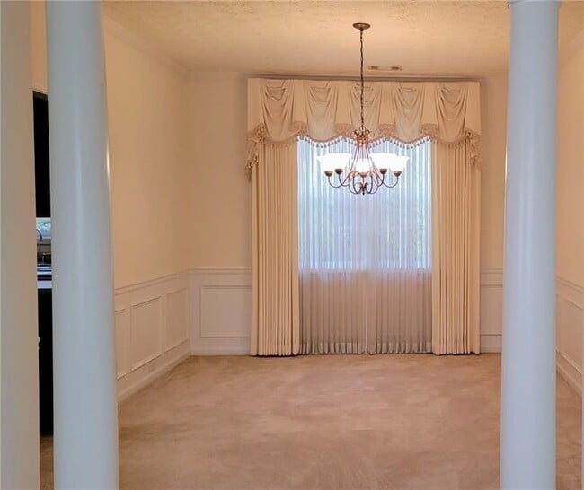 Building Photo - 314 Stone Valley Xin