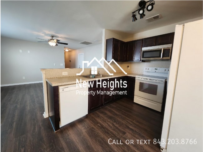 Building Photo - 200 Keaton Brook Dr