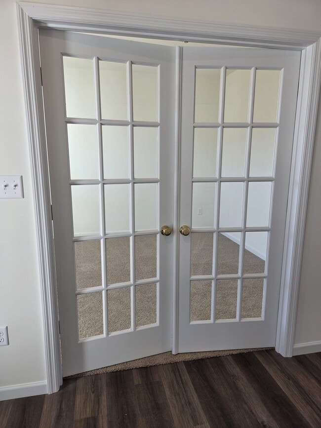 Building Photo - 103 Windrow Drive