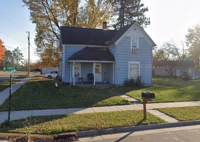 Building Photo - 402 Fritz Ave E