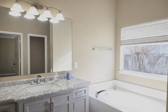 Building Photo - 19031 Golden Heath Ln