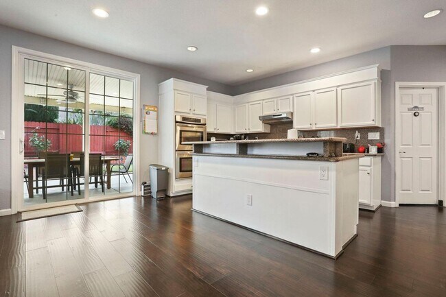 Building Photo - 1342 Windsong Dr