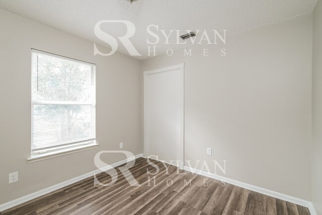 Building Photo - You are exactly where you ought to be!