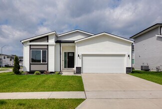Building Photo - MODERN COMFORT!! 3 Bedroom, 2 Bathroom Home in Ankeny!