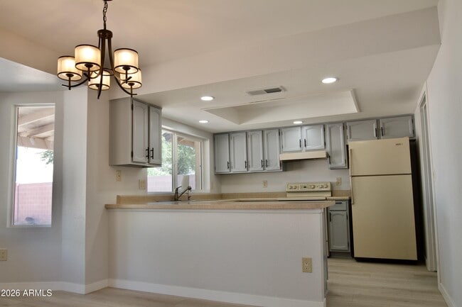 Building Photo - 16801 N 45th Pl