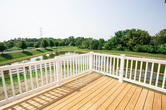 Building Photo - 234 Macoun Way