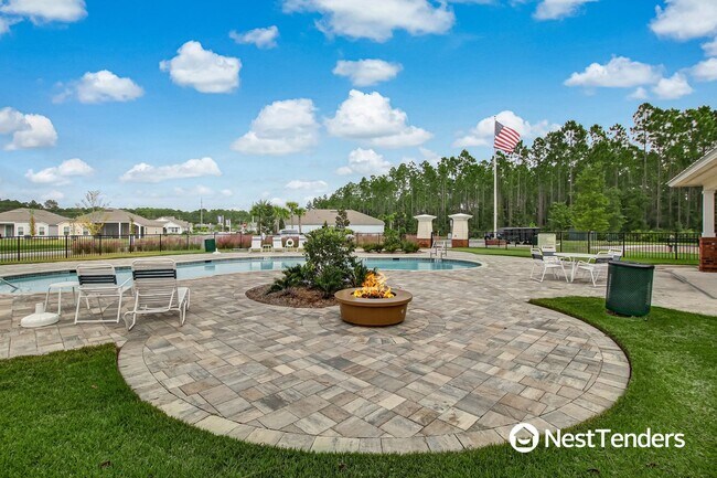 Building Photo - 83109 Village Walk