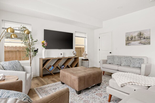 Building Photo - 35 Keystone Ave