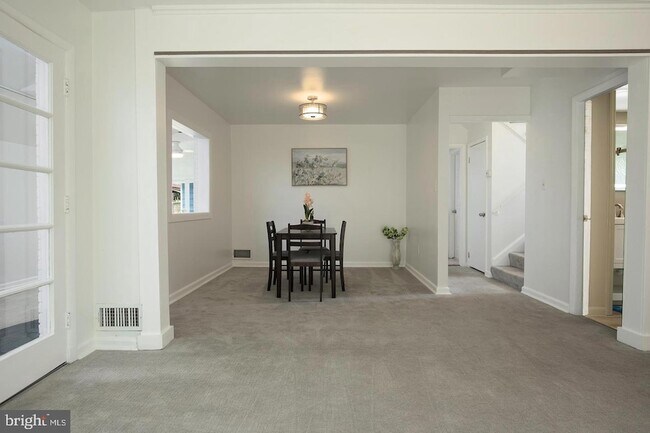 Building Photo - 13802 Marianna Dr