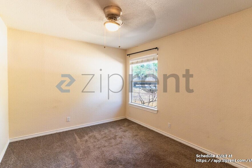 Building Photo - 4903 Sage Hen Dr