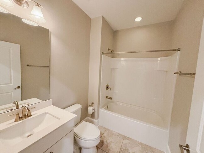 Building Photo - 1028 Bowman Woods Dr