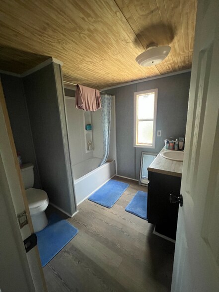 Building Photo - 43 Bridle St