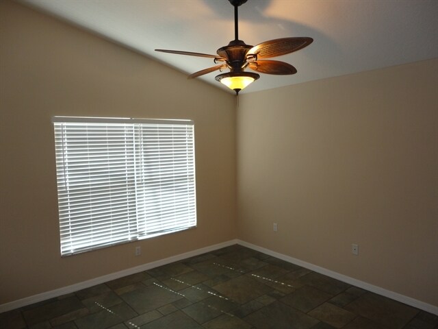 Building Photo - 18919 Bellflower Rd