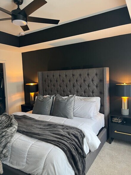 Building Photo - 832 Ambient Way